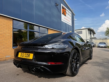 Used Porsche Cayman 2021 for sale - 78915250: Photo