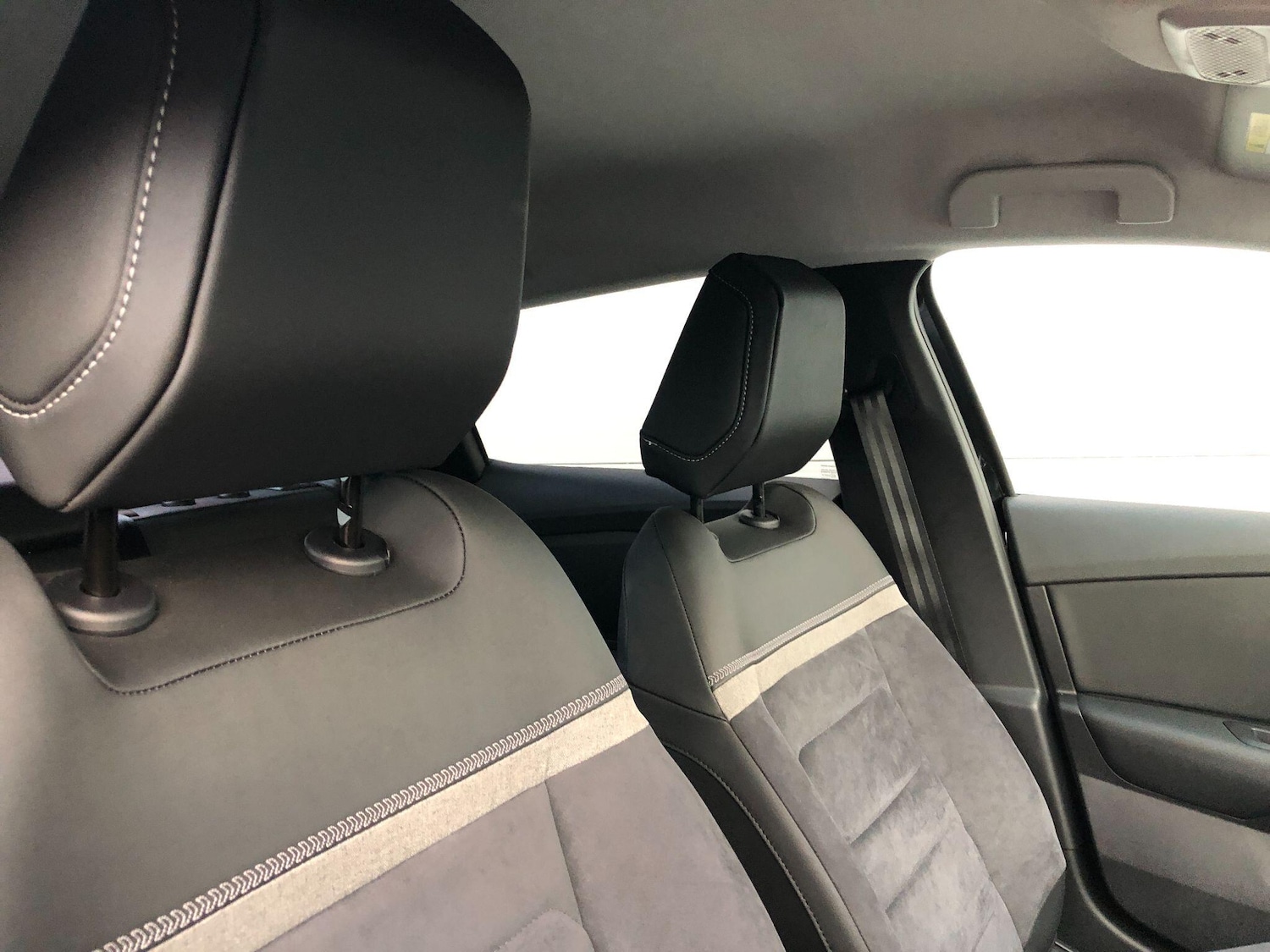 Used Citroen C4 2024 for sale - 76786917: Photo 17