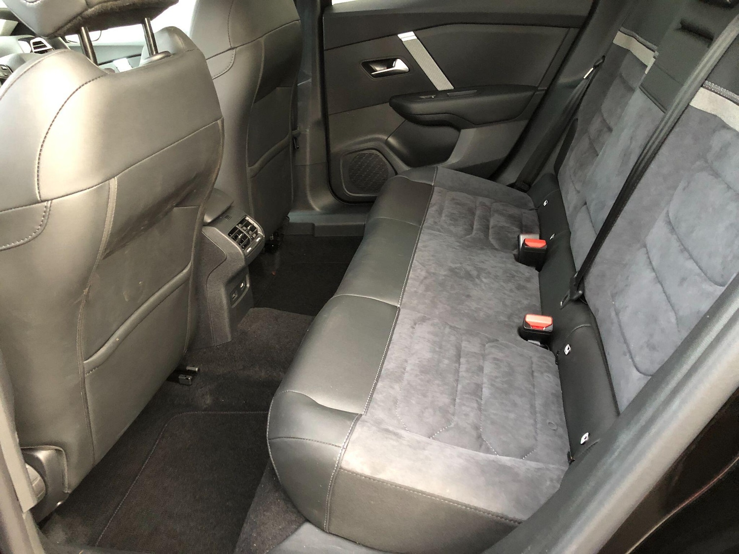 Used Citroen C4 2024 for sale - 76786917: Photo 18