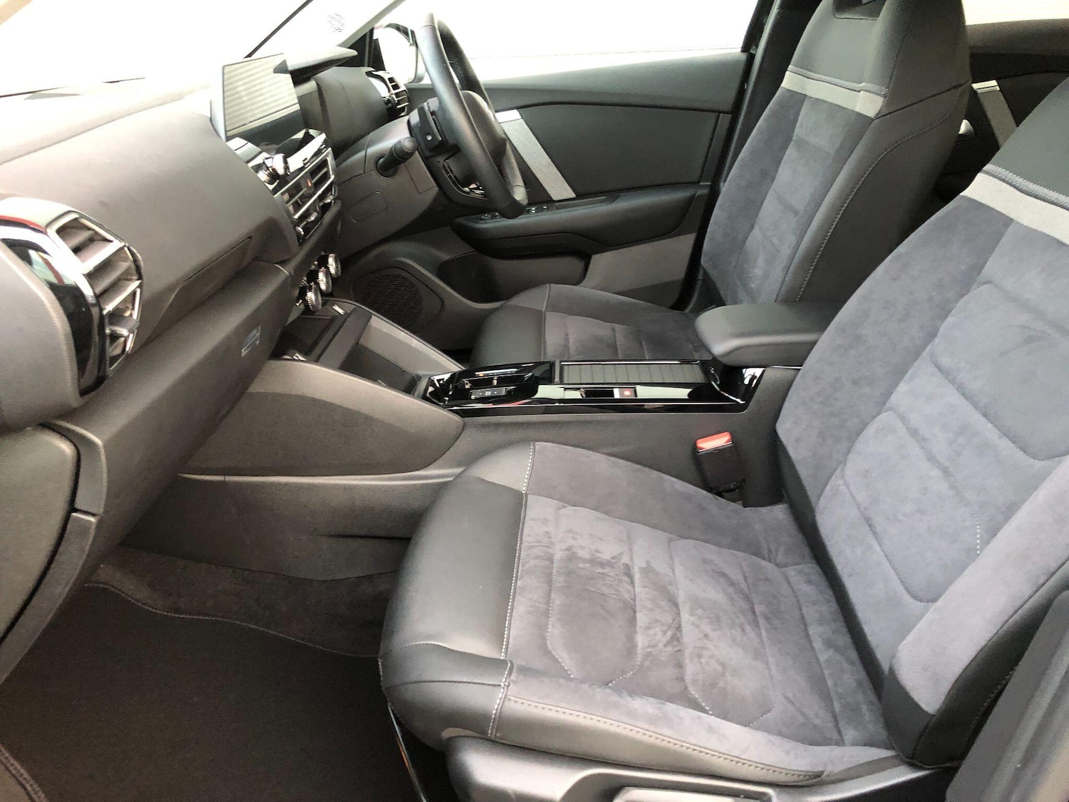 Used Citroen C4 2024 for sale - 76786917: Photo 36