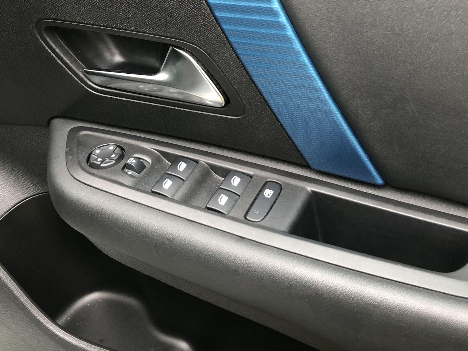 Used Citroen e-C4 2021 for sale - 76657593: Photo 34