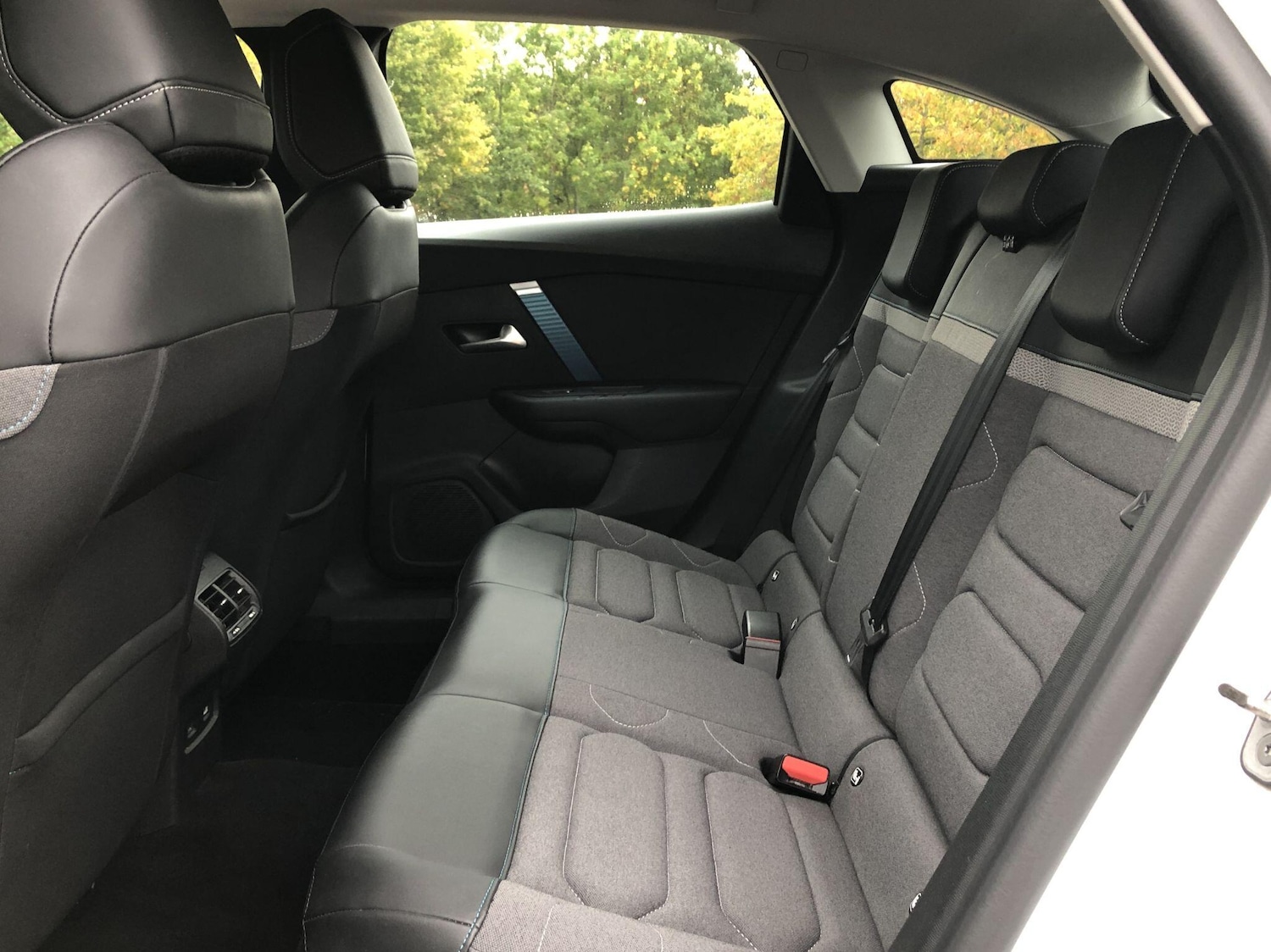 Used Citroen e-C4 2021 for sale - 76657593: Photo 5