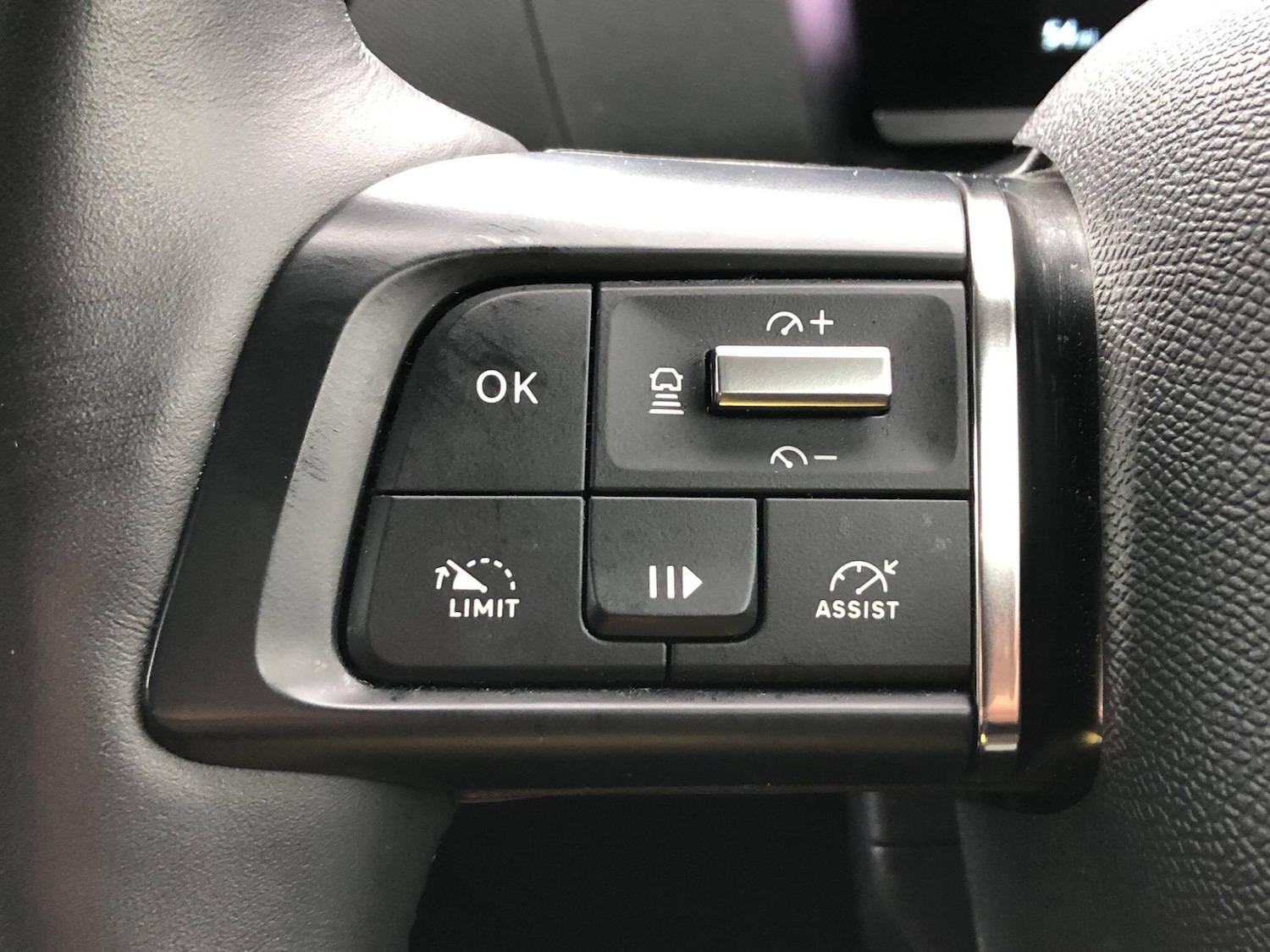 Used Citroen e-C4 2023 for sale - 76398080: Photo 31