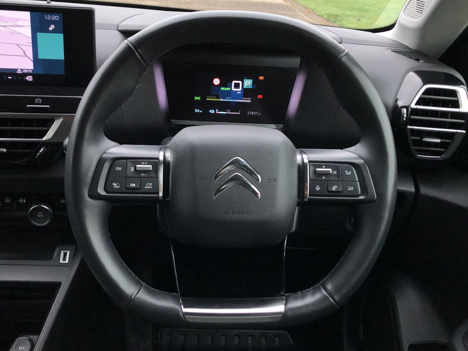 Used Citroen e-C4 2023 for sale - 76398080: Photo 32
