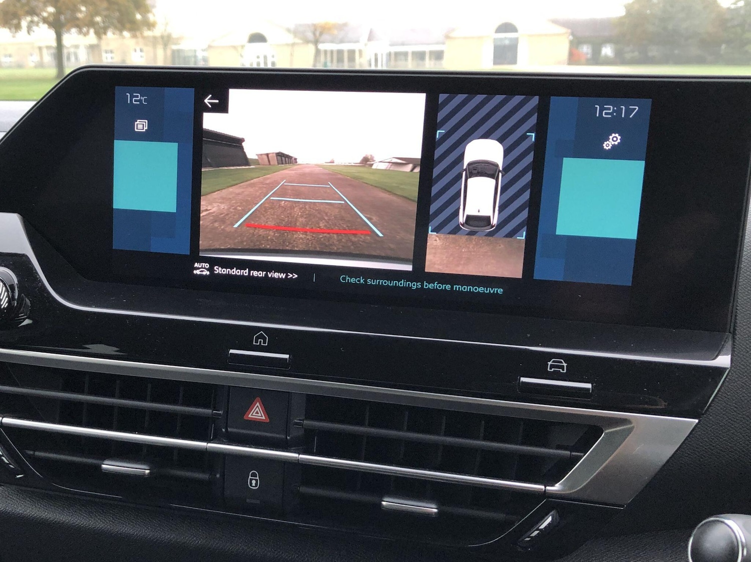 Used Citroen e-C4 2023 for sale - 76398080: Photo 9