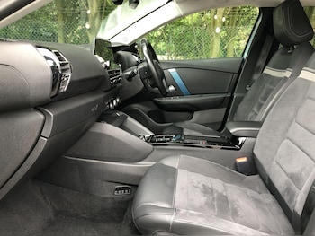 Used Citroen e-C4 2023 for sale - 78999815: Photo