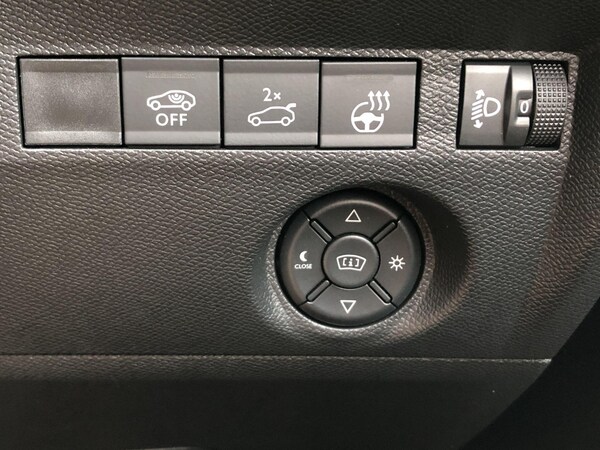 Used Citroen e-C4 X 2023 for sale - 75187208: Photo 17