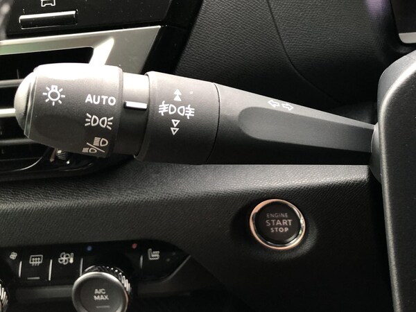 Used Citroen e-C4 X 2023 for sale - 75187208: Photo 39