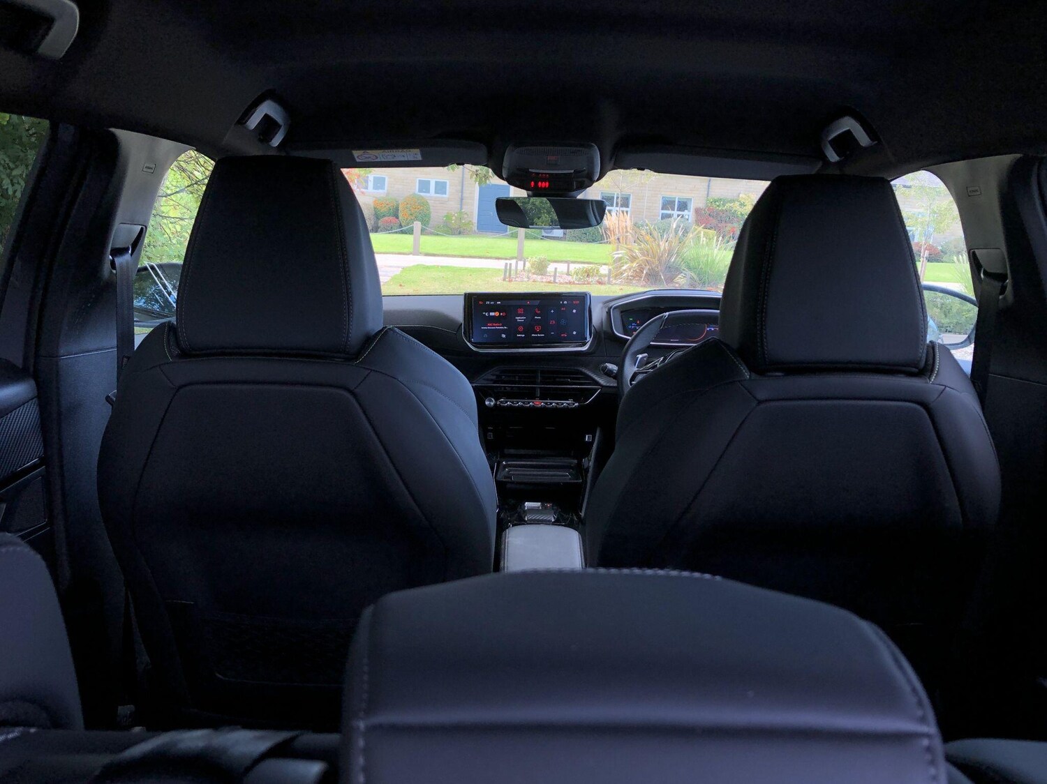 Used Peugeot 2008 2024 for sale - 75965799: Photo 32