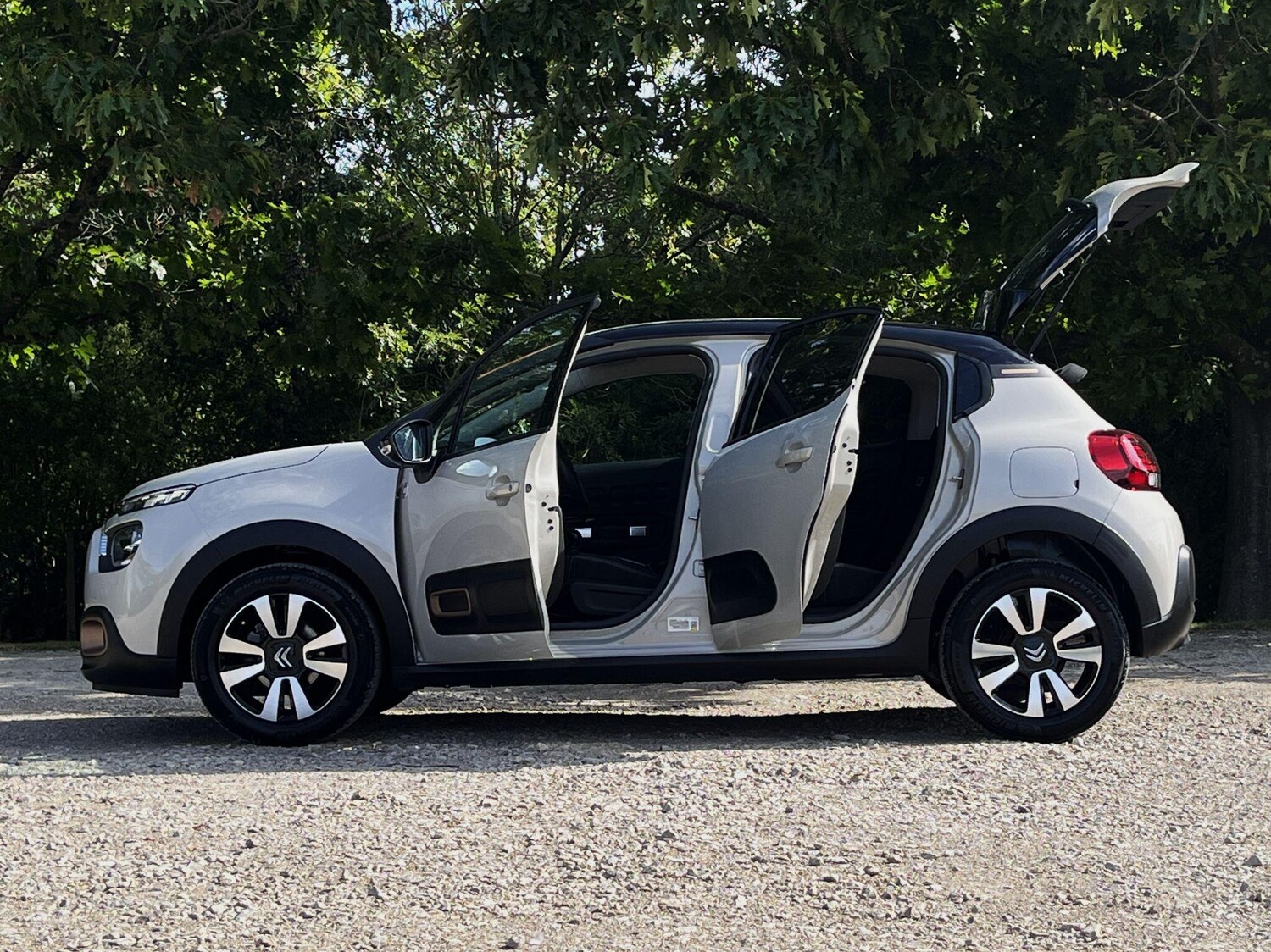 Vehicle 14