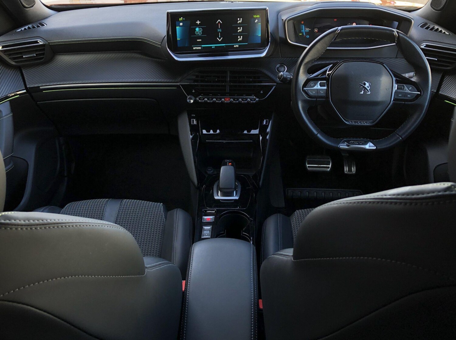 Used Peugeot E-2008 2021 for sale - 76549541: Photo 23
