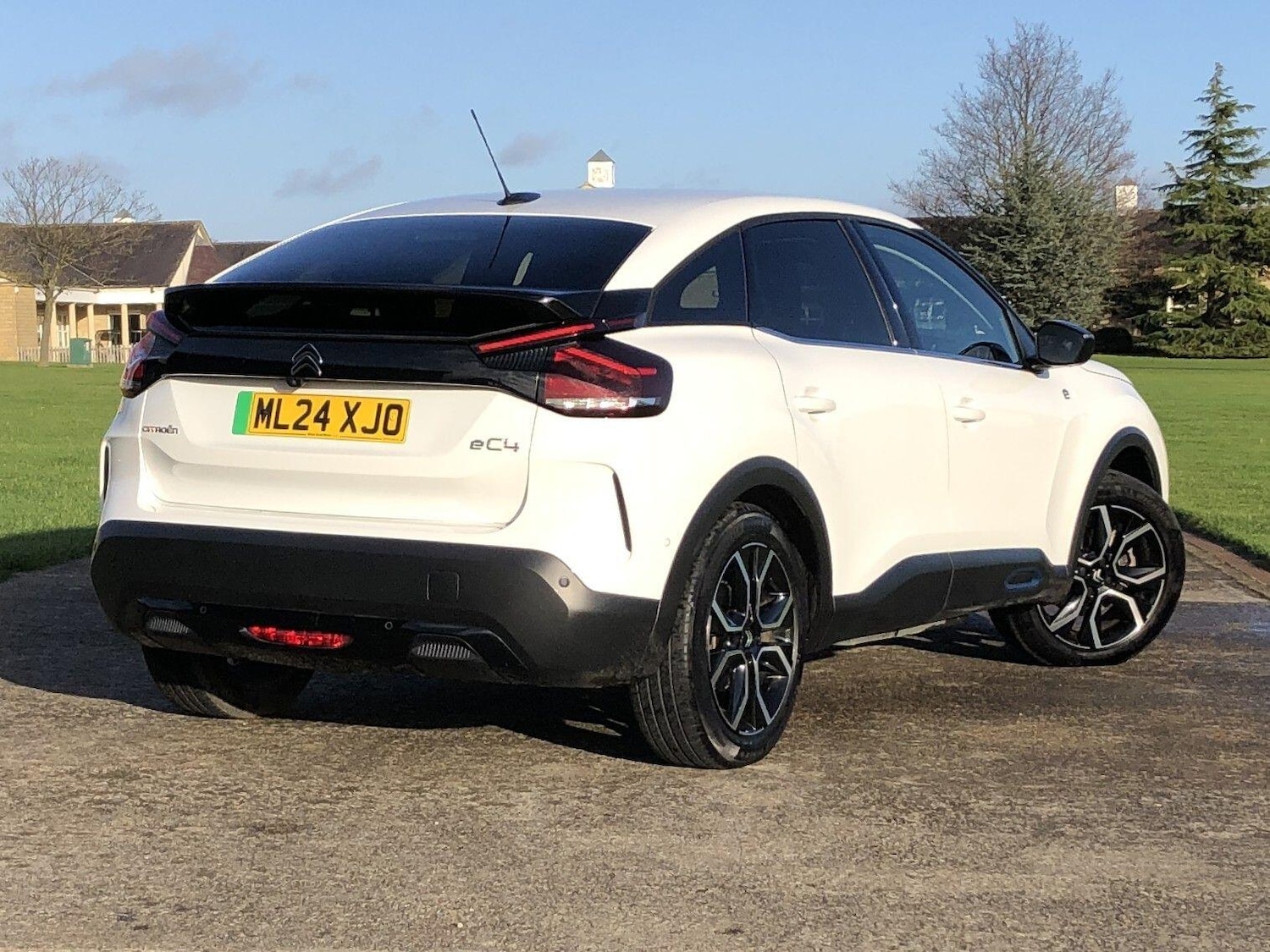 Used Citroen e-C4 2024 for sale - 76728760: Photo 18