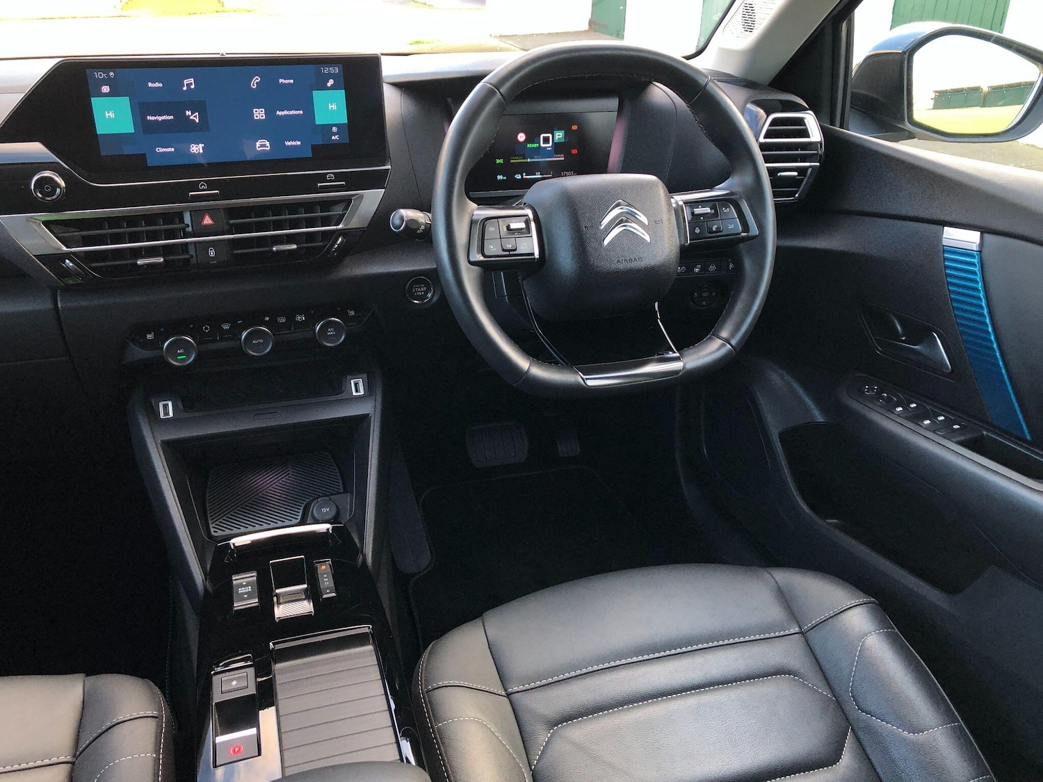 Used Citroen e-C4 2024 for sale - 76728760: Photo 23