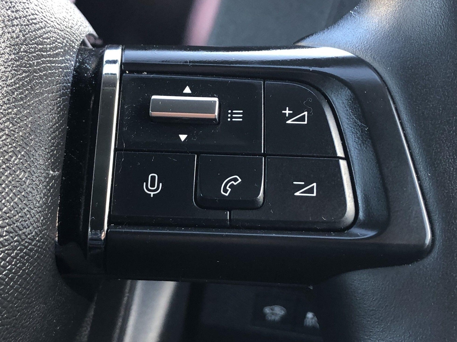 Used Citroen e-C4 2024 for sale - 76728760: Photo 29