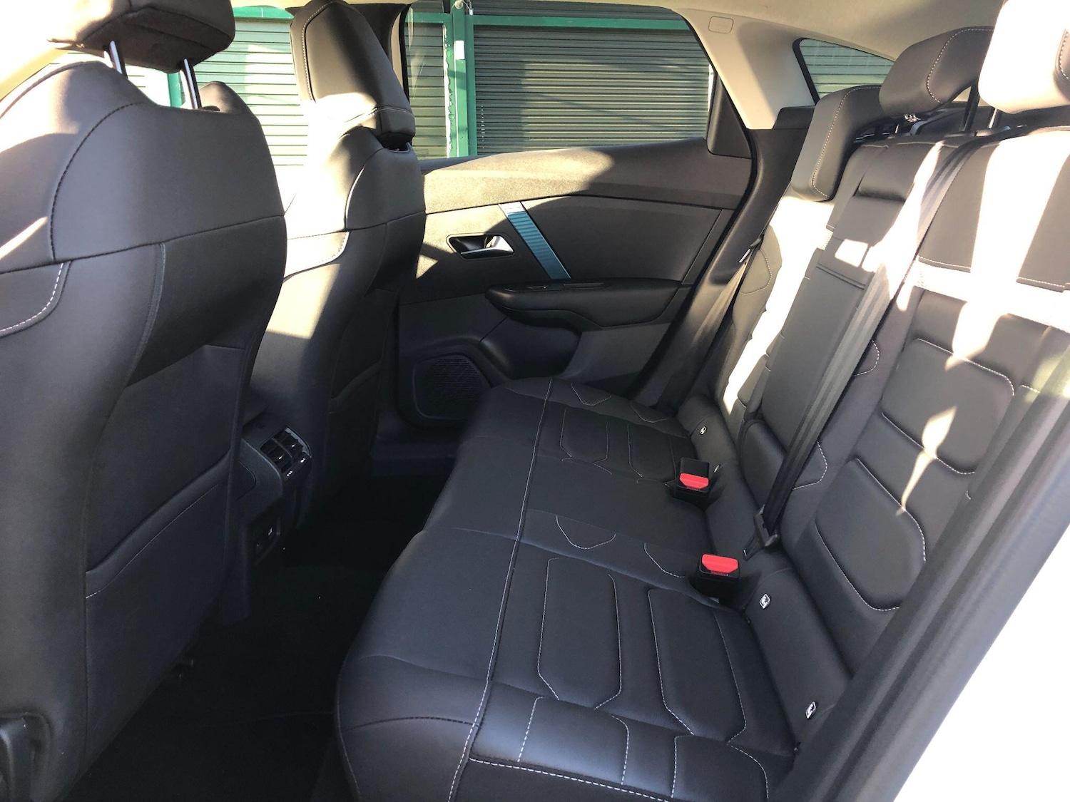 Used Citroen e-C4 2024 for sale - 76728760: Photo 5