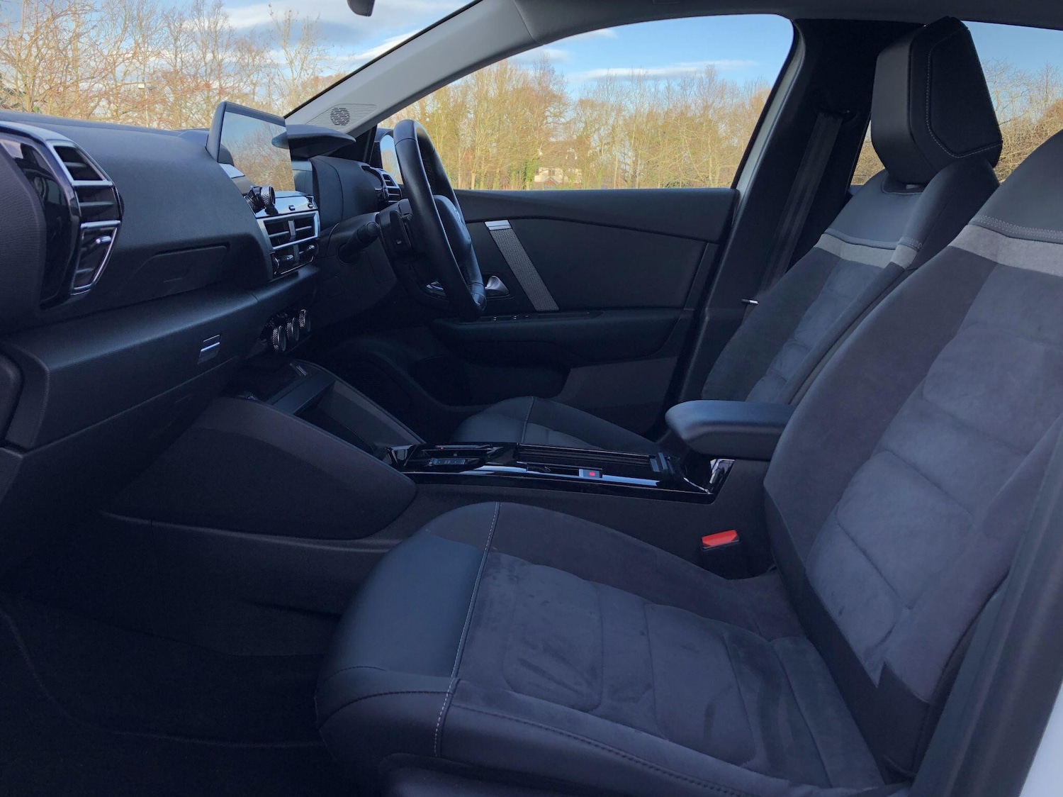 Used Citroen C4 2024 for sale - 77191870: Photo 3