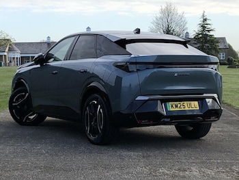 Used Peugeot E-3008 2025 for sale - 78085841: Photo