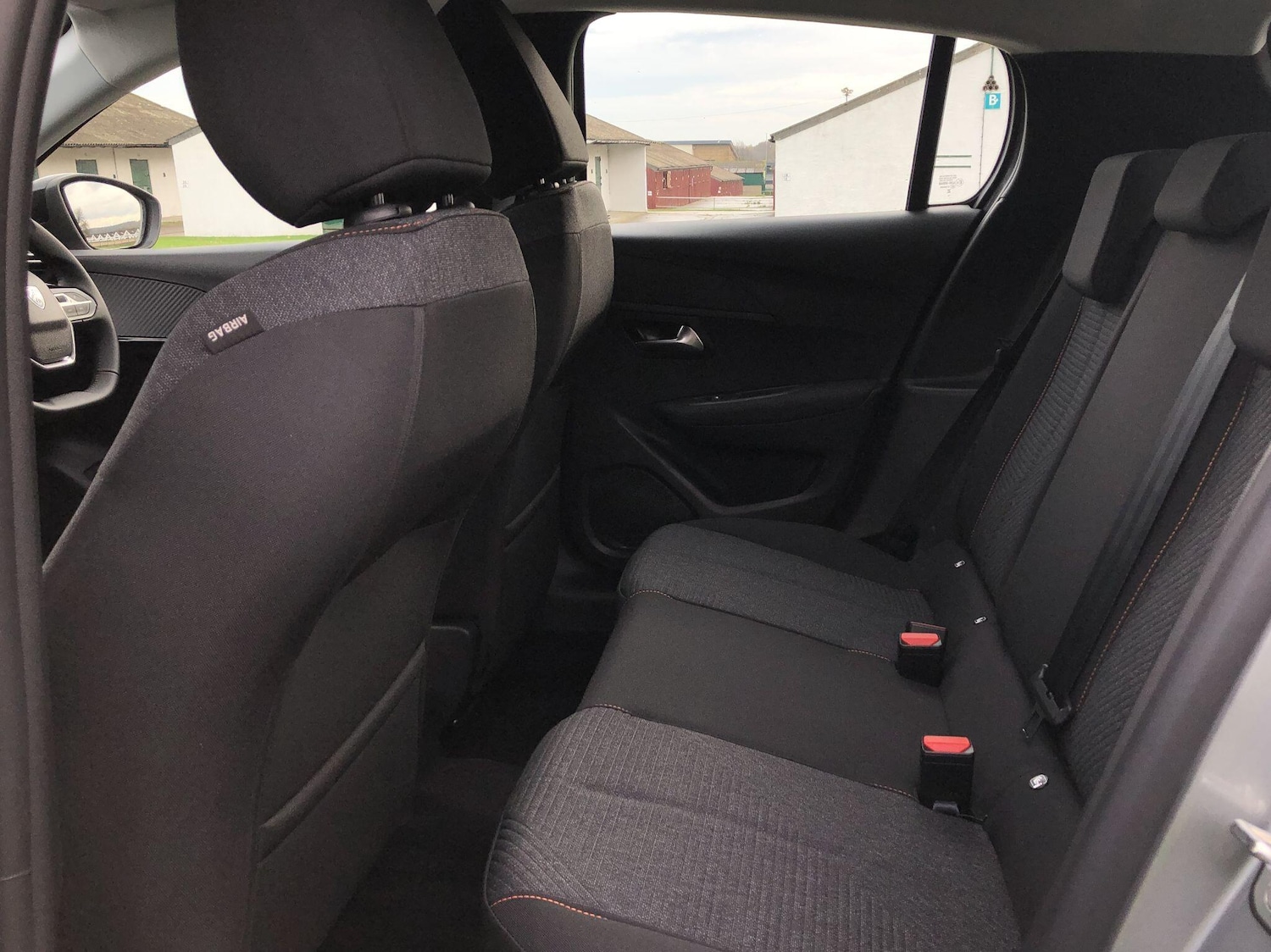 Used Peugeot 208 2025 for sale - 76573430: Photo 4