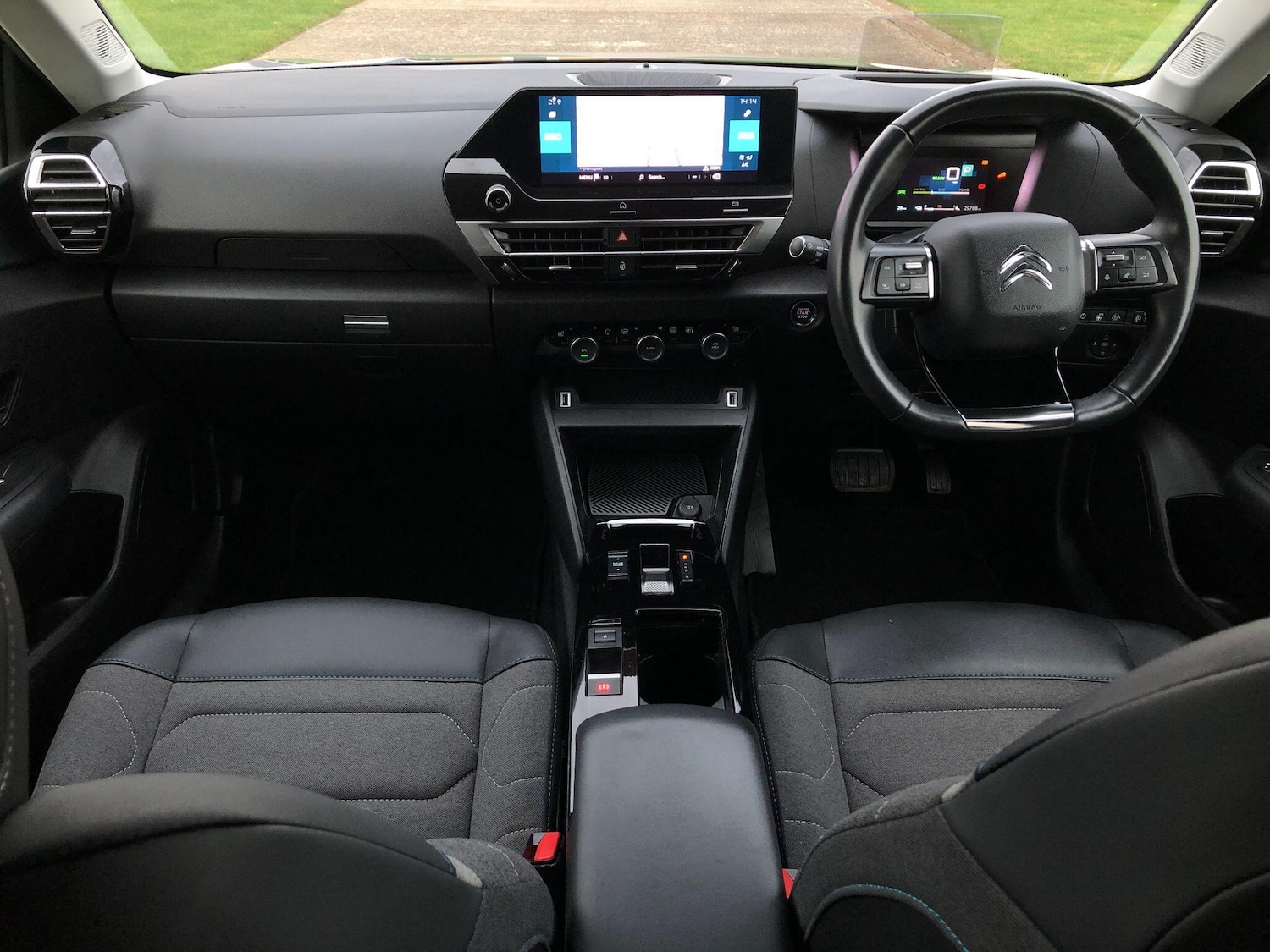 Used Citroen e-C4 2023 for sale - 77066716: Photo 12