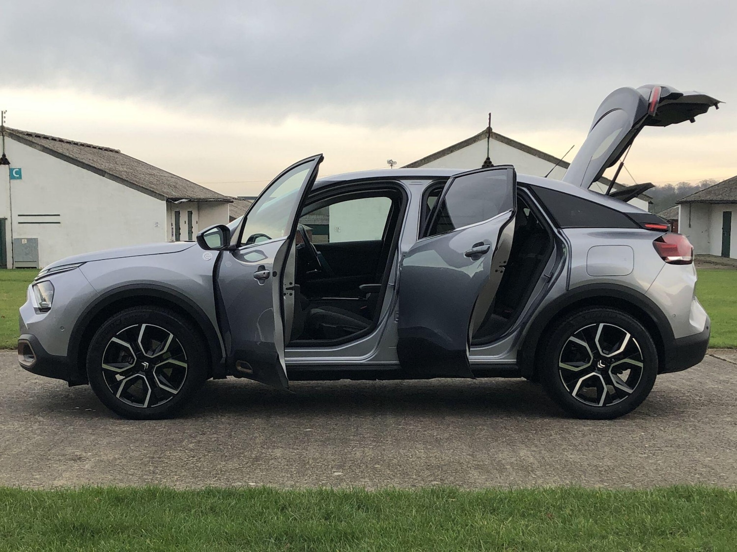 Used Citroen e-C4 2023 for sale - 77066716: Photo 15