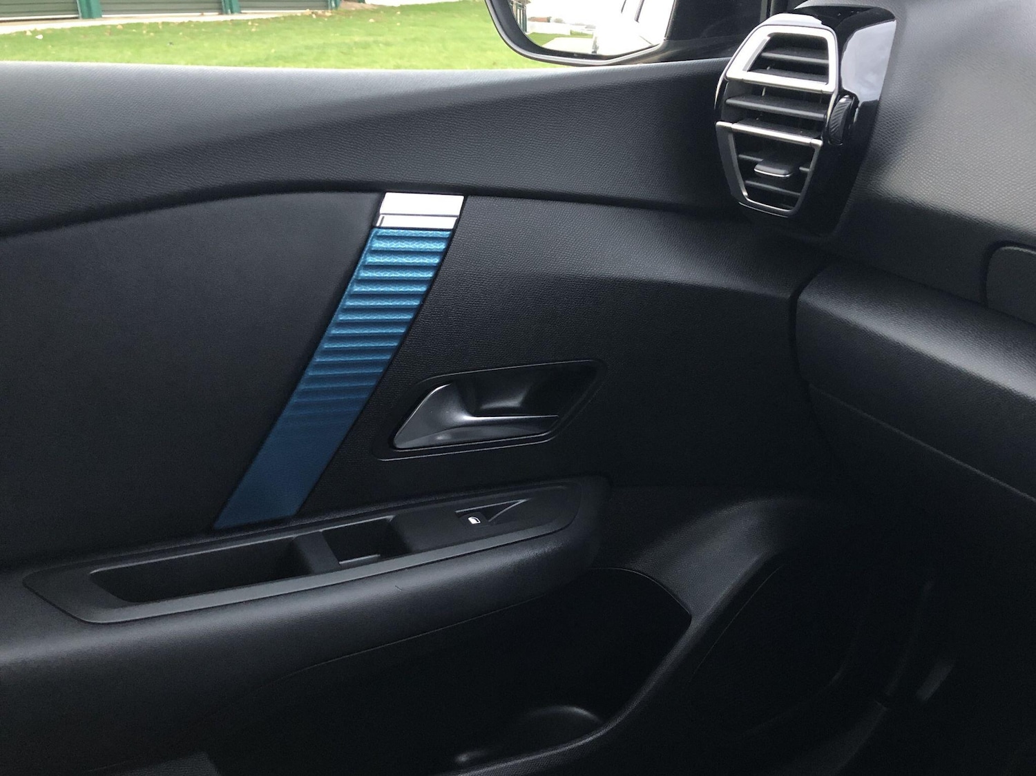 Used Citroen e-C4 2023 for sale - 77066716: Photo 28