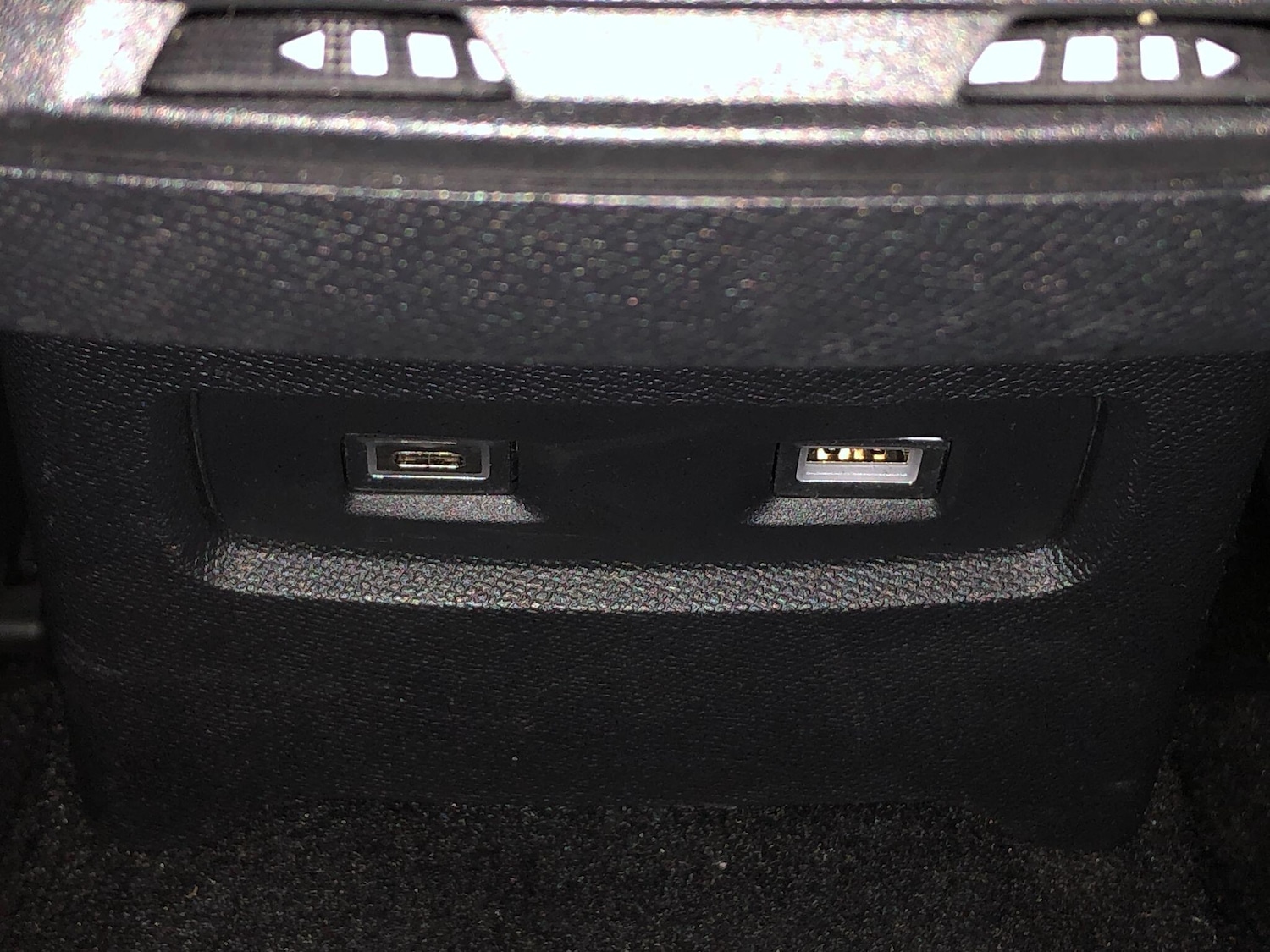 Used Citroen e-C4 2023 for sale - 77066716: Photo 36