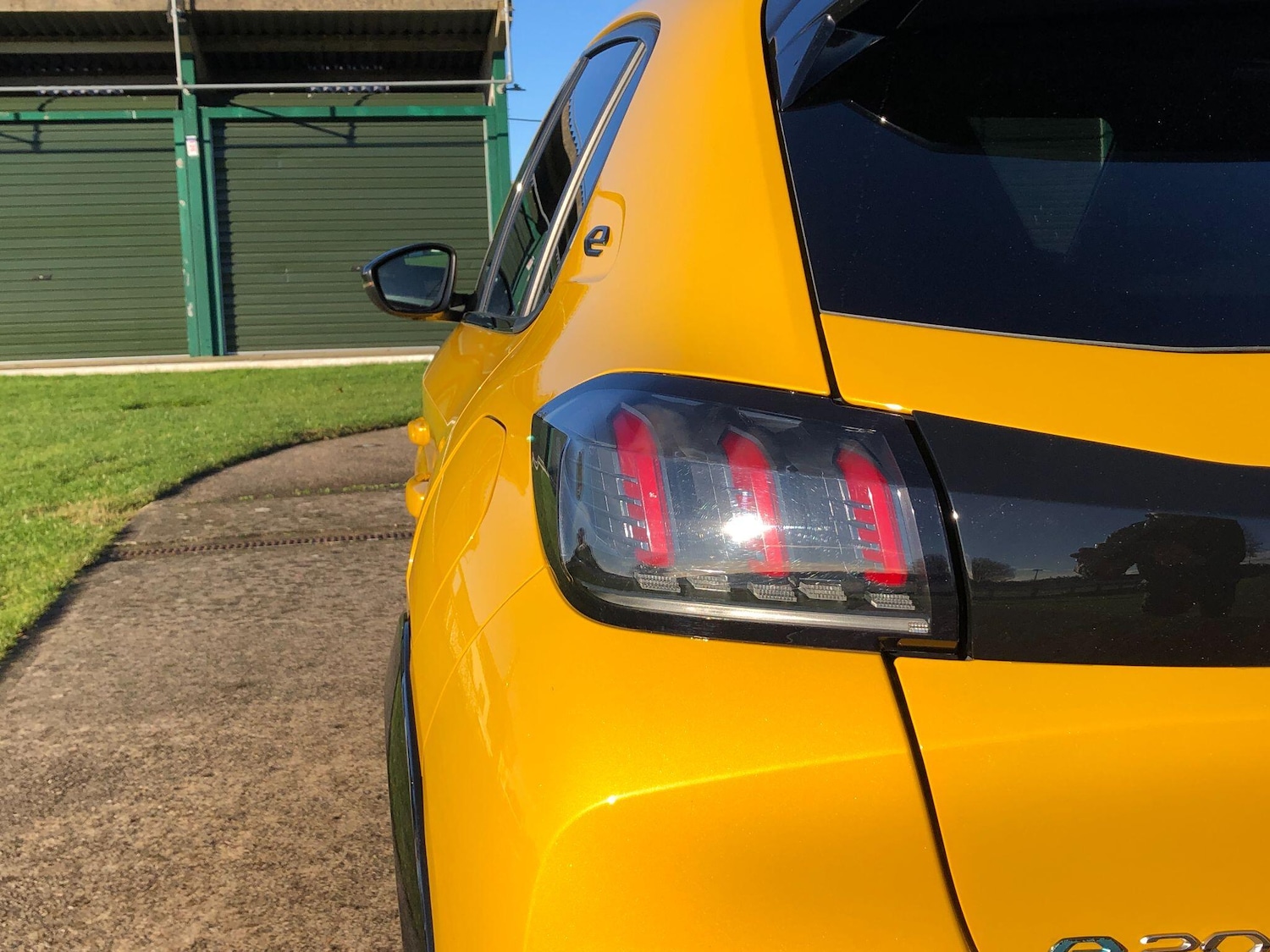 Used Peugeot E-208 2021 for sale - 77090815: Photo 23