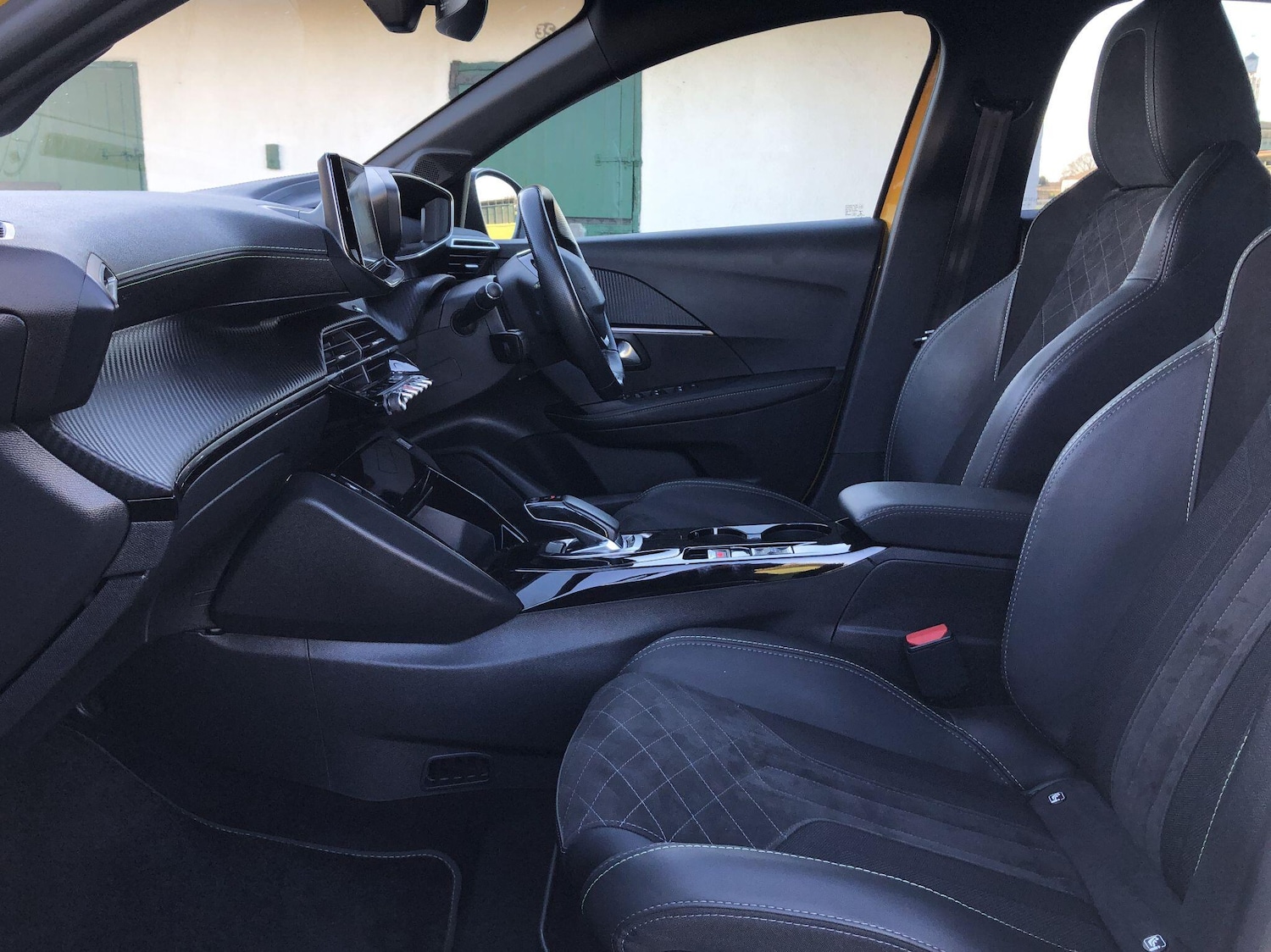 Used Peugeot E-208 2021 for sale - 77090815: Photo 3