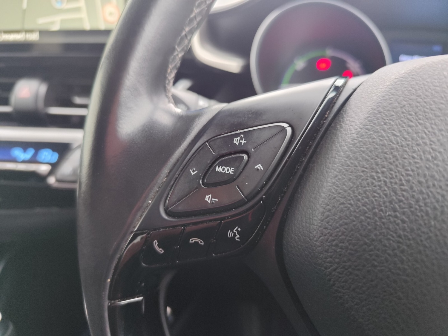 Used Toyota C-HR 2019 for sale - 76933259: Photo 17