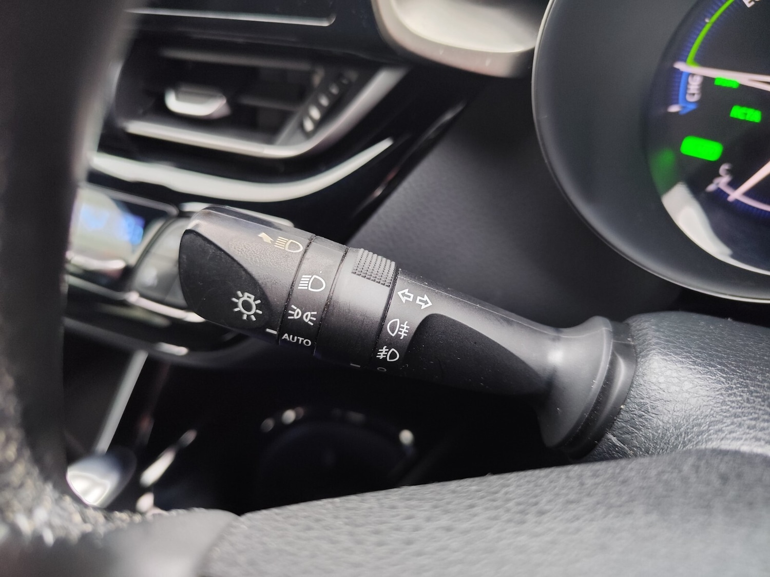 Used Toyota C-HR 2019 for sale - 76933259: Photo 19