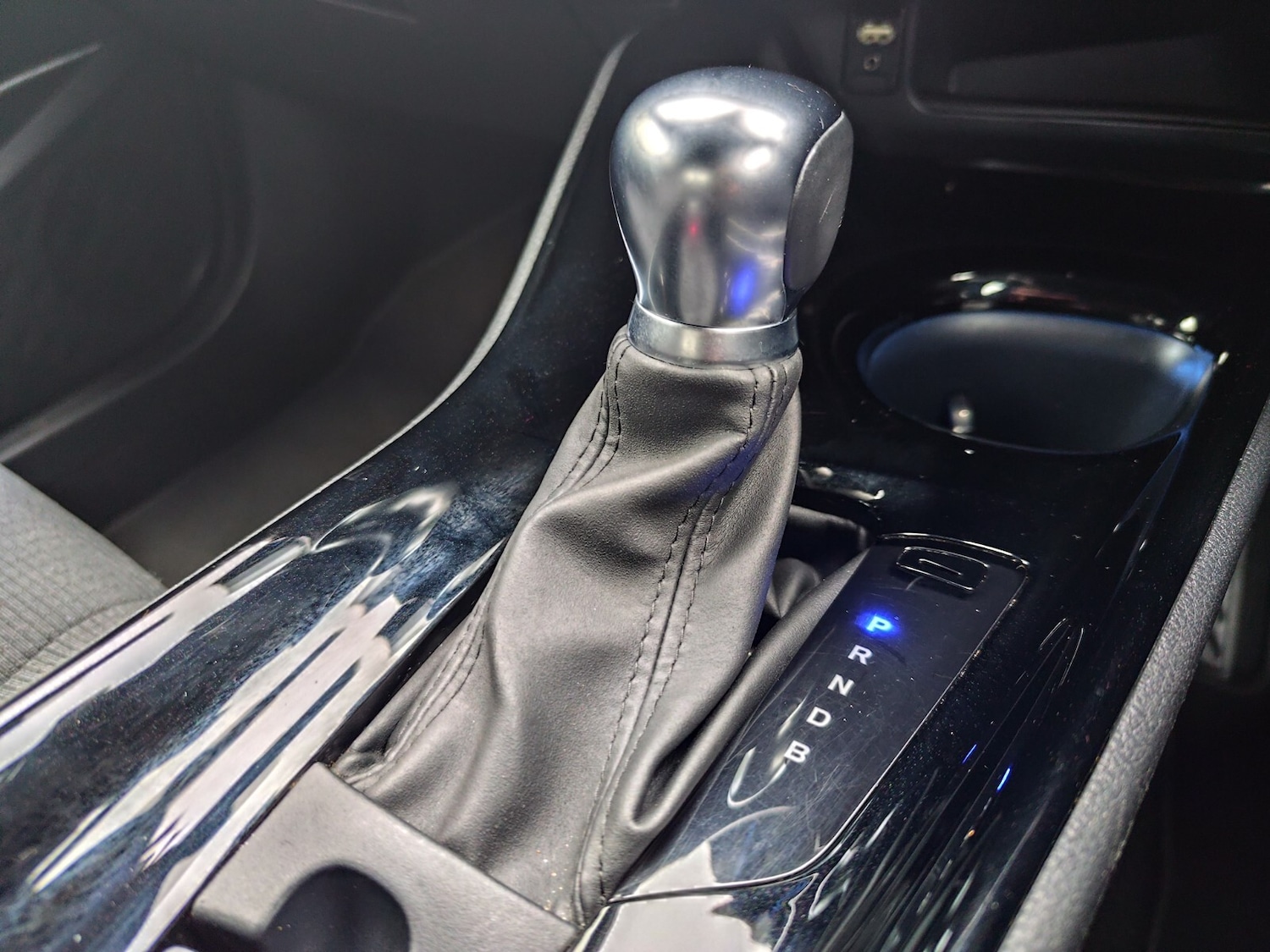 Used Toyota C-HR 2019 for sale - 76933259: Photo 30