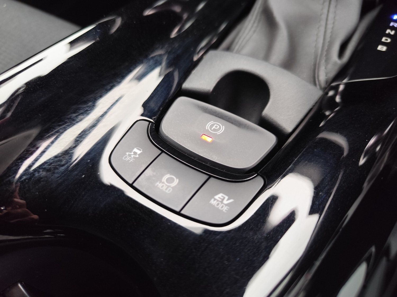 Used Toyota C-HR 2019 for sale - 76933259: Photo 31