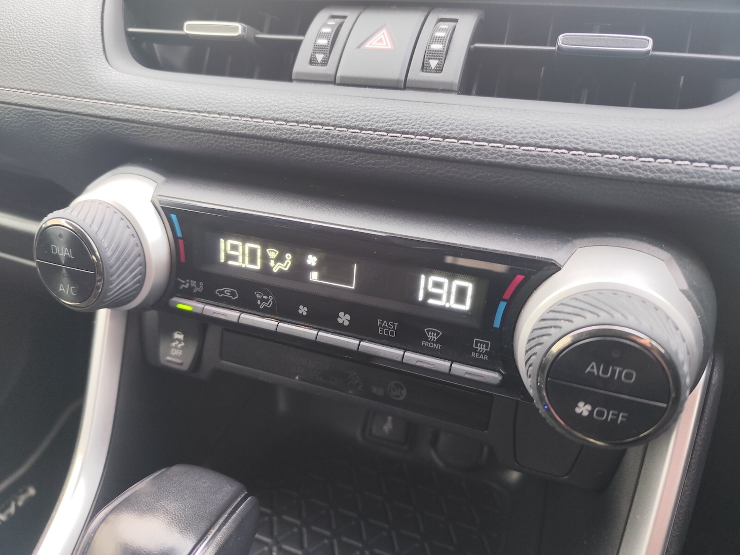 Used Toyota RAV4 2022 for sale - 77380910: Photo 28