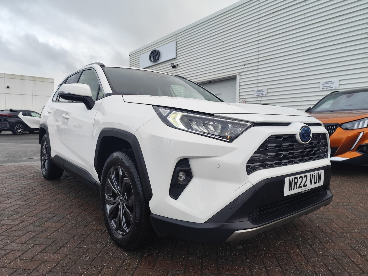 Used Toyota RAV4 2022 for sale - 77380910: Photo 33