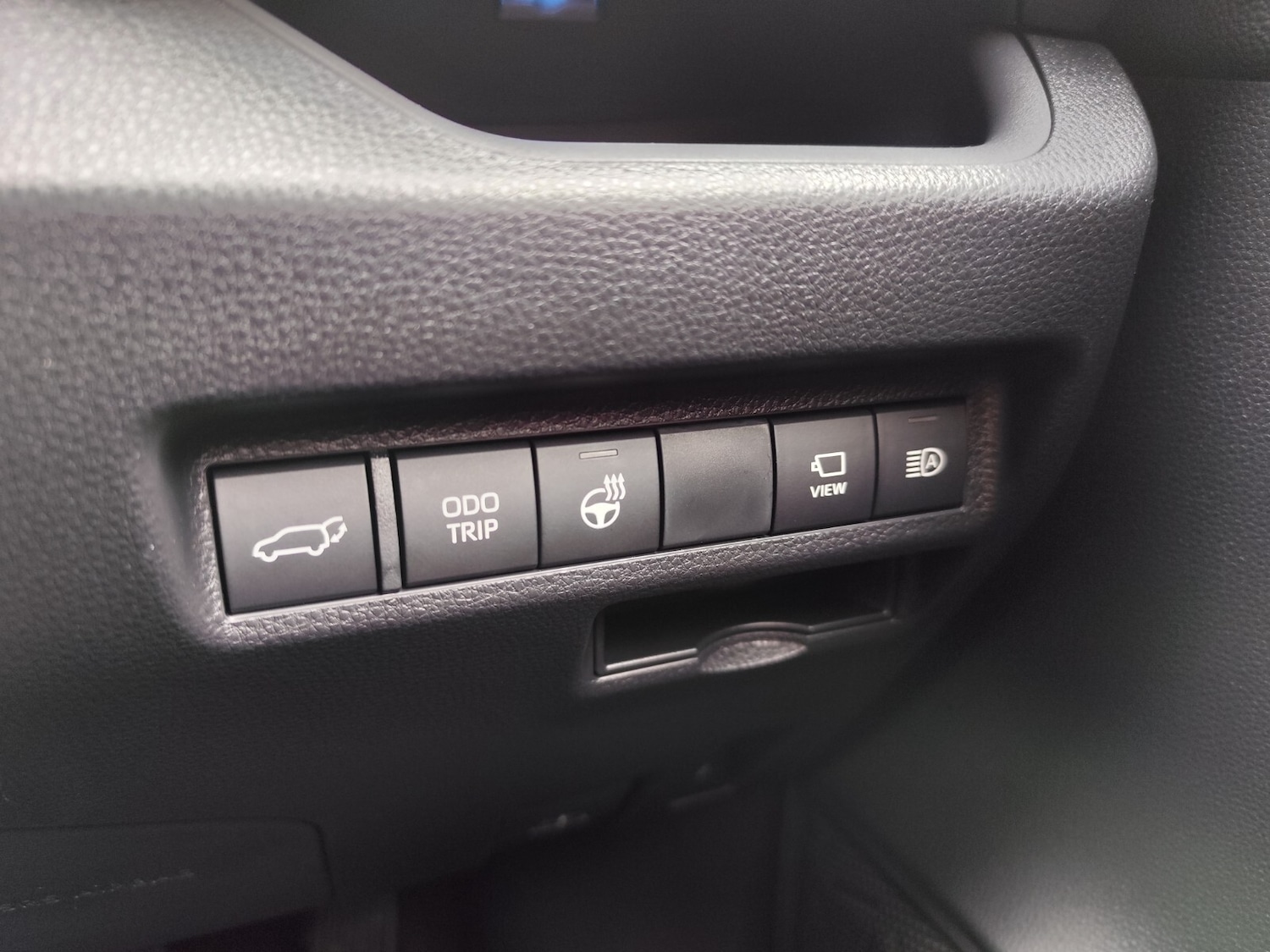 Used Toyota RAV4 2025 for sale - 76842089: Photo 24