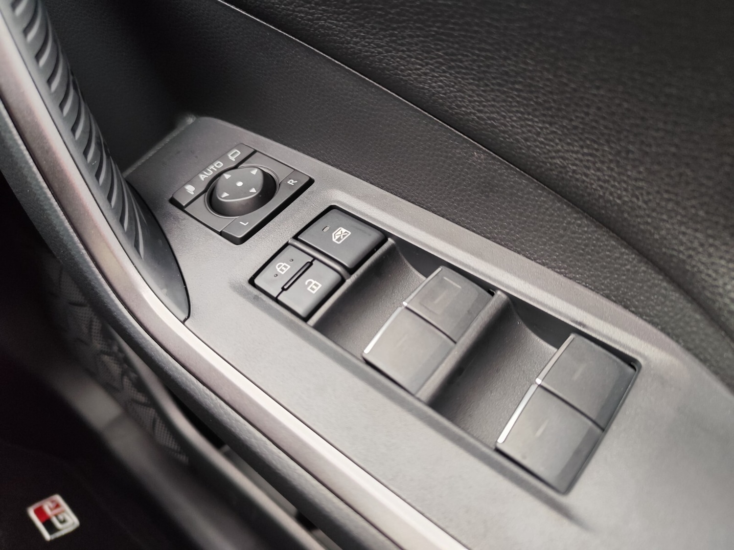 Used Toyota RAV4 2025 for sale - 76842089: Photo 25