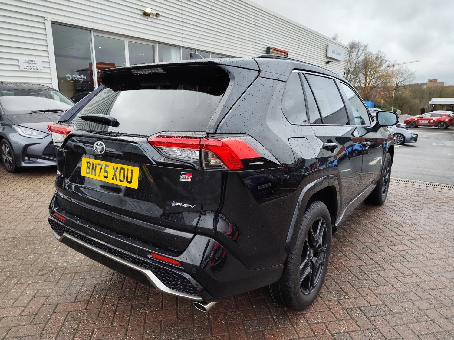 Used Toyota RAV4 2025 for sale - 76842089: Photo 3