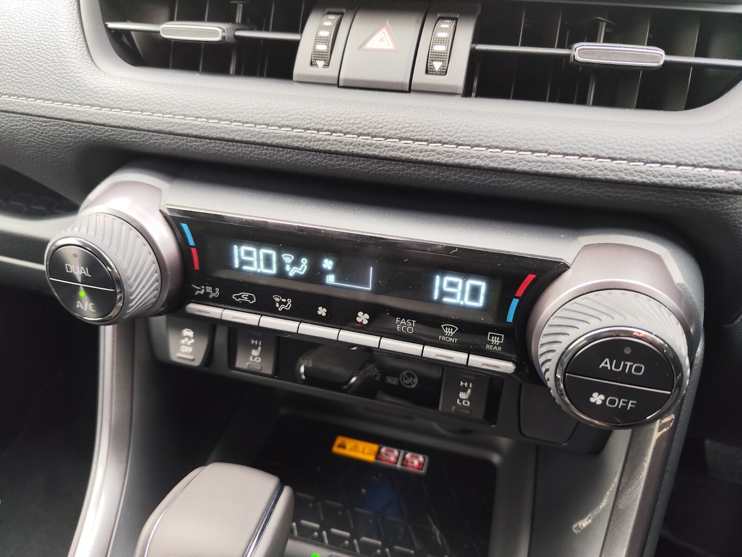 Used Toyota RAV4 2025 for sale - 76842089: Photo 32