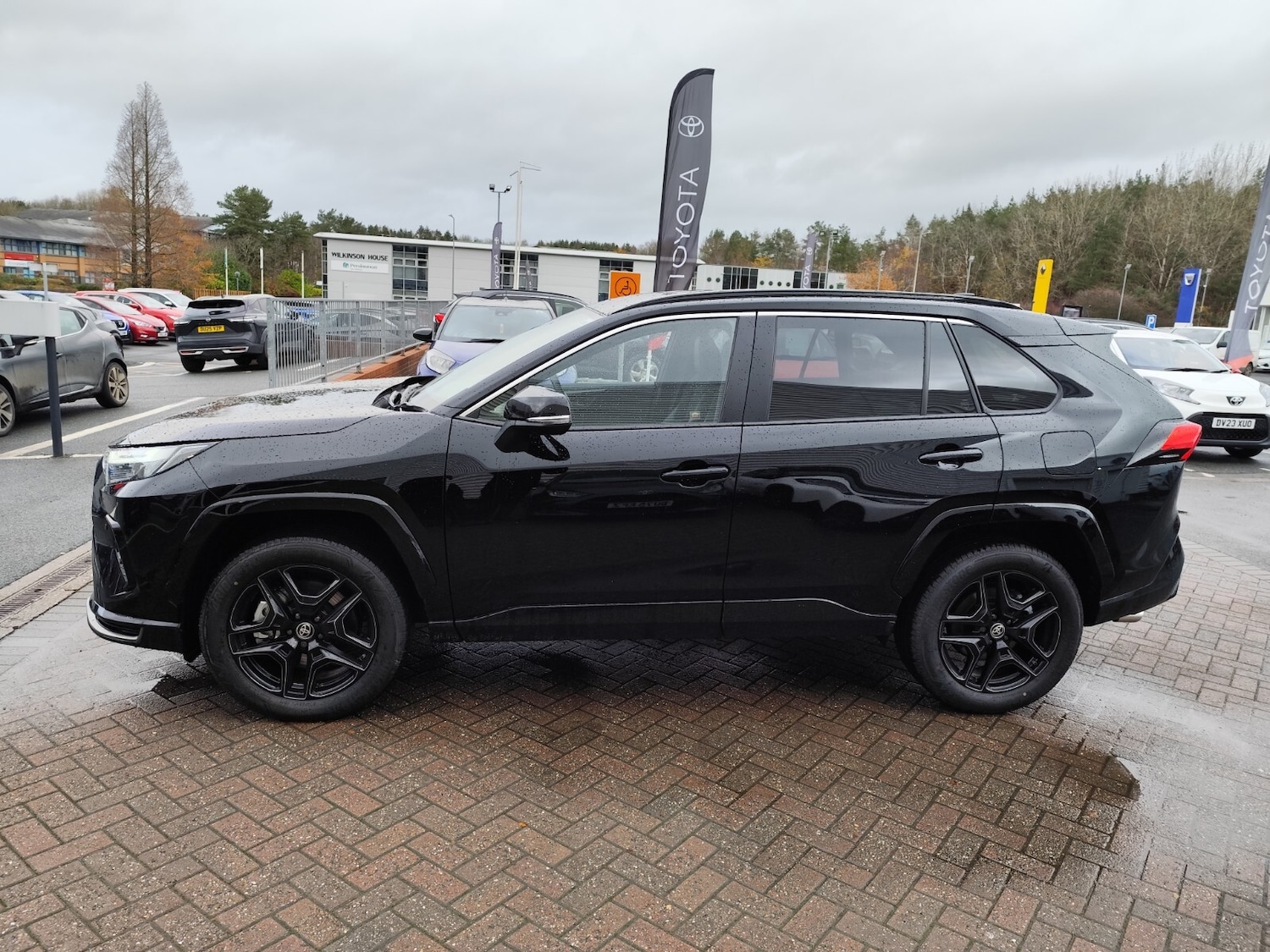 Used Toyota RAV4 2025 for sale - 76842089: Photo 9