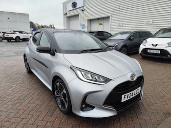 Used Toyota Yaris 2024 for sale - 77526213: Photo