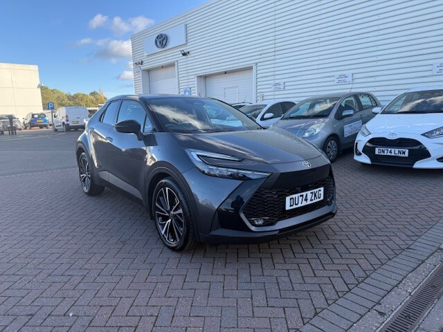 Used Toyota C-HR 2024 for sale - 76355199: Photo 1