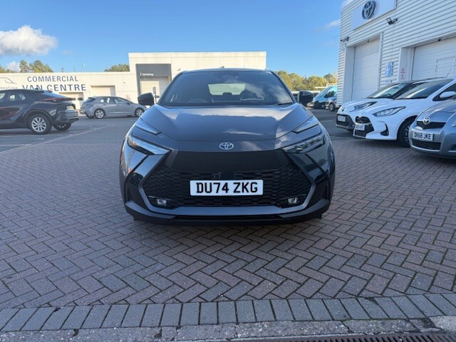 Used Toyota C-HR 2024 for sale - 76355199: Photo 2