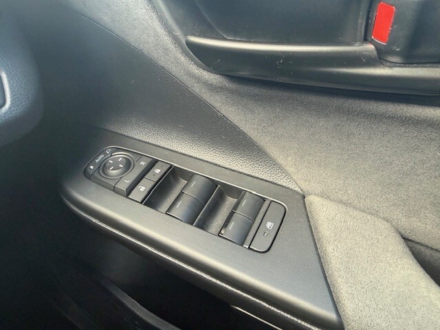 Used Toyota C-HR 2024 for sale - 76355199: Photo 27
