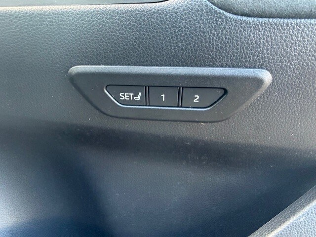 Used Toyota C-HR 2024 for sale - 76355199: Photo 29