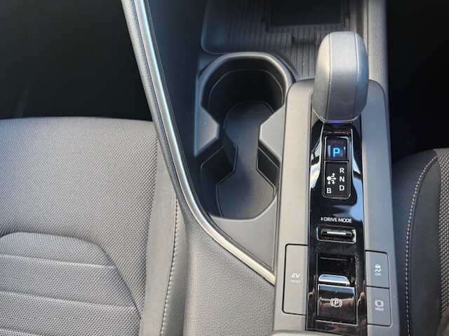 Used Toyota C-HR 2024 for sale - 76355199: Photo 36