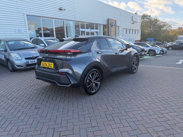 Used Toyota C-HR 2024 for sale - 76355199: Photo 4