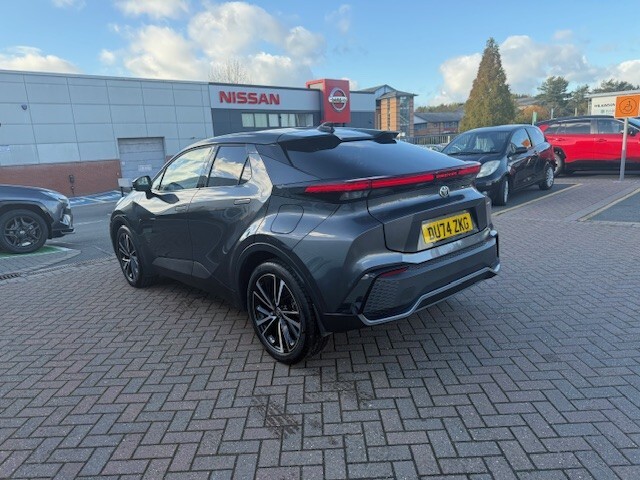 Used Toyota C-HR 2024 for sale - 76355199: Photo 8
