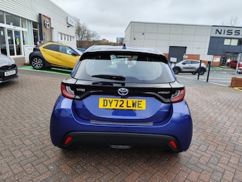 Used Toyota Yaris 2022 for sale - 77232233: Photo