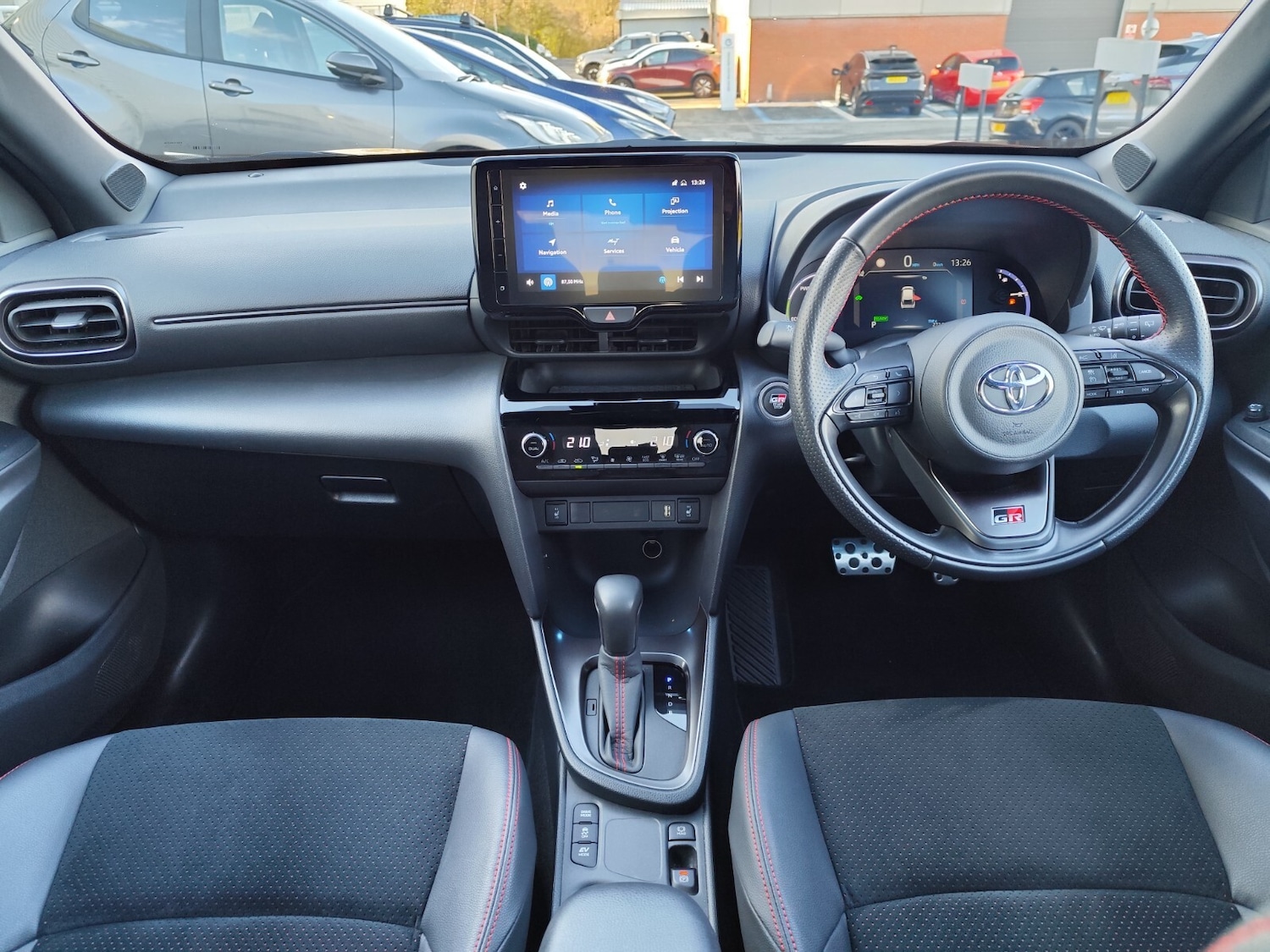 Used Toyota Yaris Cross 2023 for sale - 76623591: Photo 14