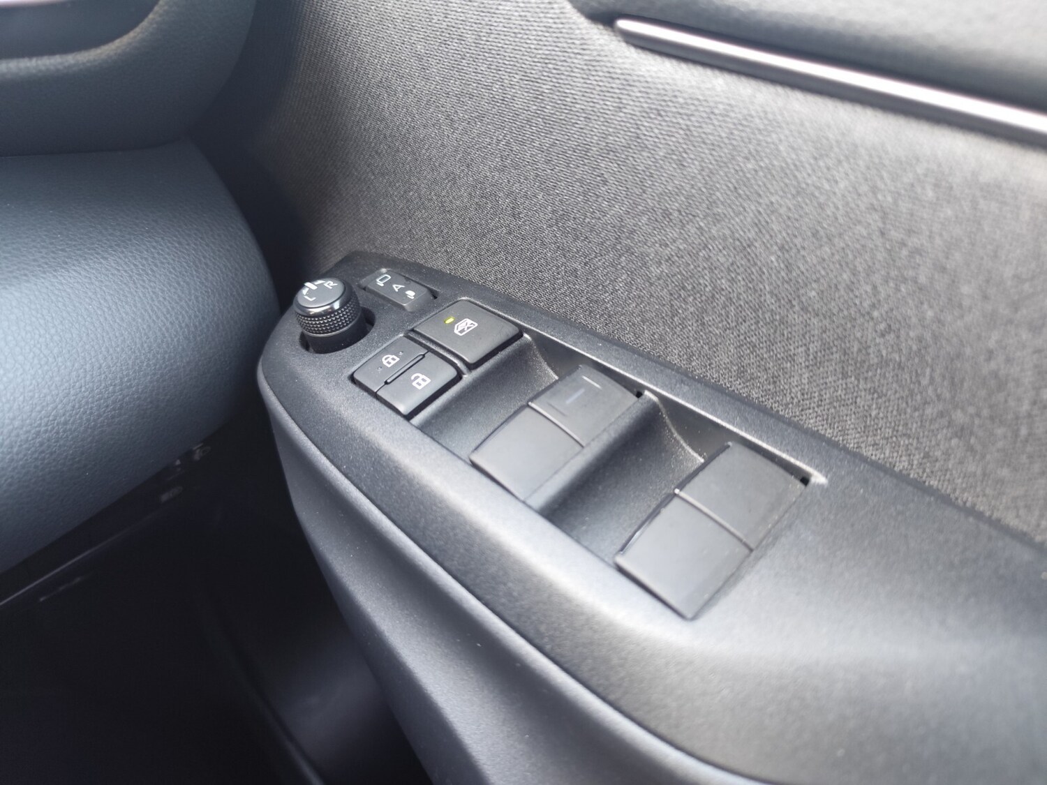 Used Toyota Yaris Cross 2023 for sale - 76623591: Photo 20